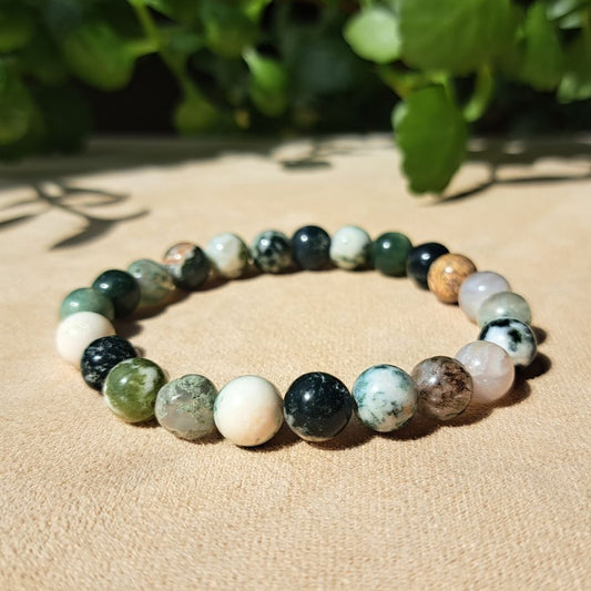 Moss Agate bracelet frontal view.